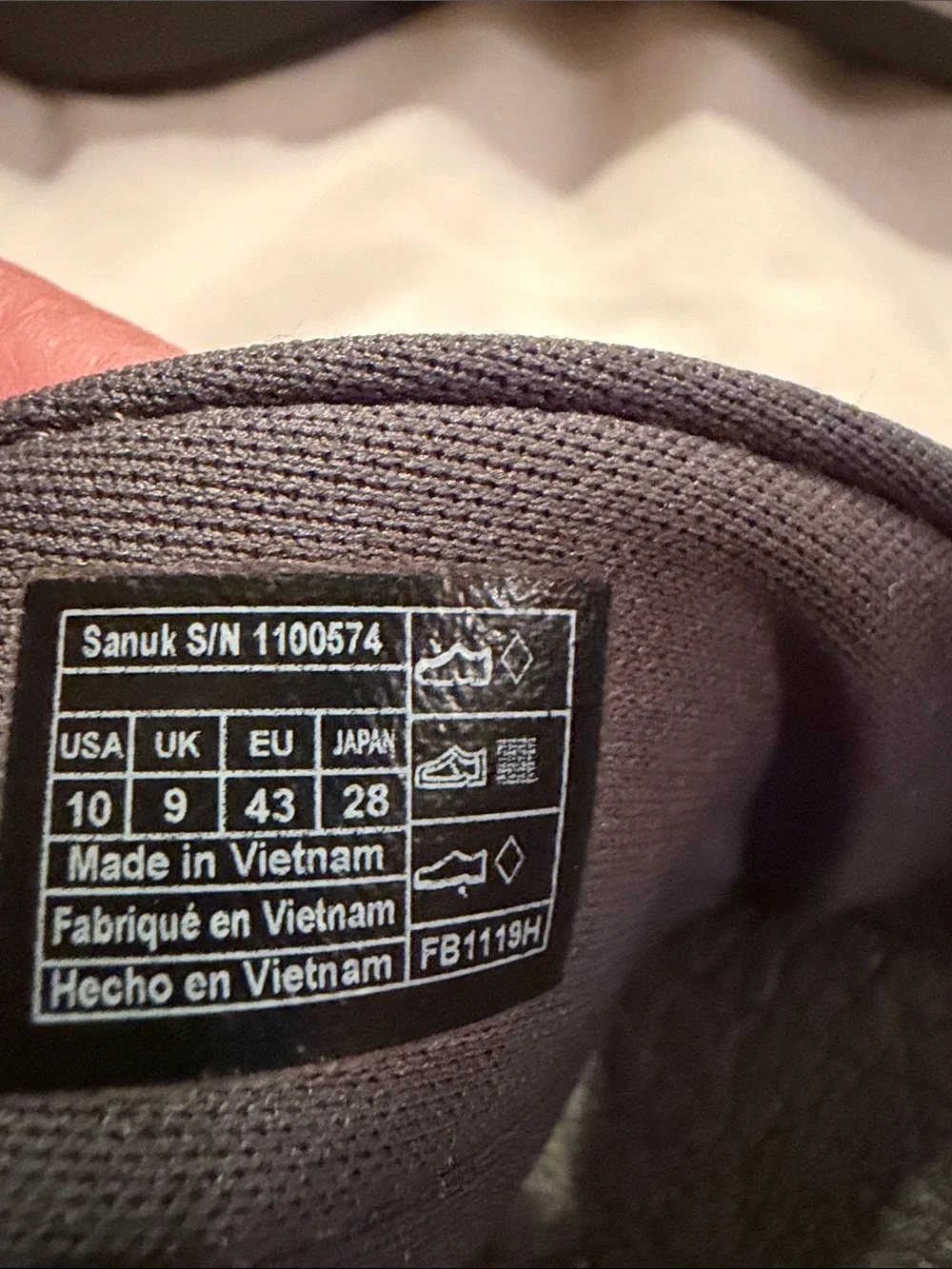 Sanuk Dark Gray Flip Flop Sandals with Green Logo Accent
